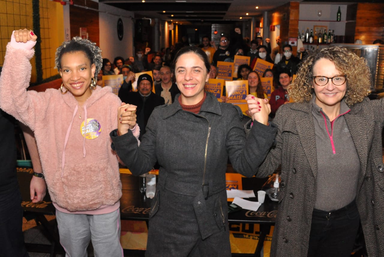 Deputadas Fernanda Melchionna e Luciana Genro lançam comitês Bolsonaro Nunca Mais em Santa Maria