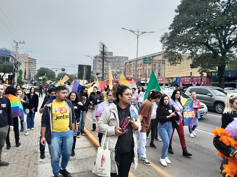 1ª Marcha LGBTQIAP+ de Cachoeirinha celebra a diversidade