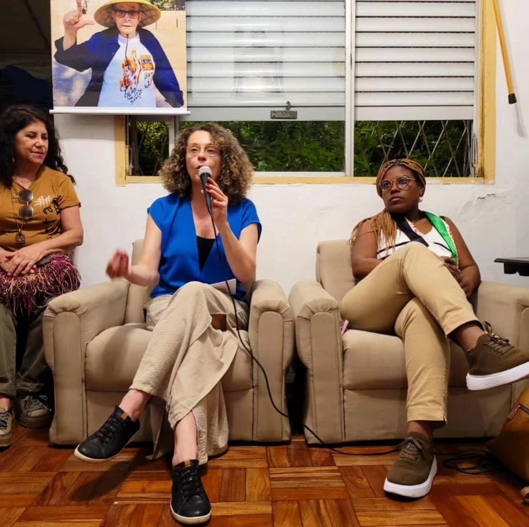 Luciana Genro participa de ato de Apoio ao Povo Palestino na Casa de Cultura Diógenes Oliveira