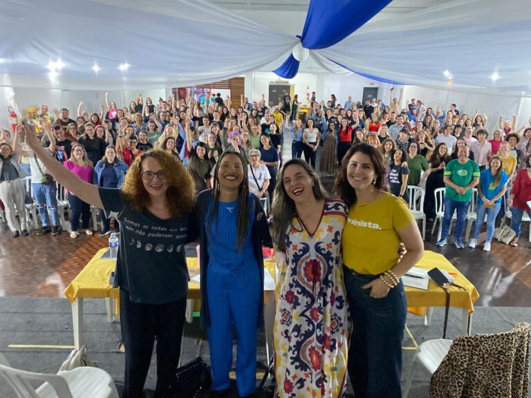 Luciana Genro e Fernanda Melchionna lideram debate feminista em Santa Maria com Manuela D’Ávila e Alice Carvalho