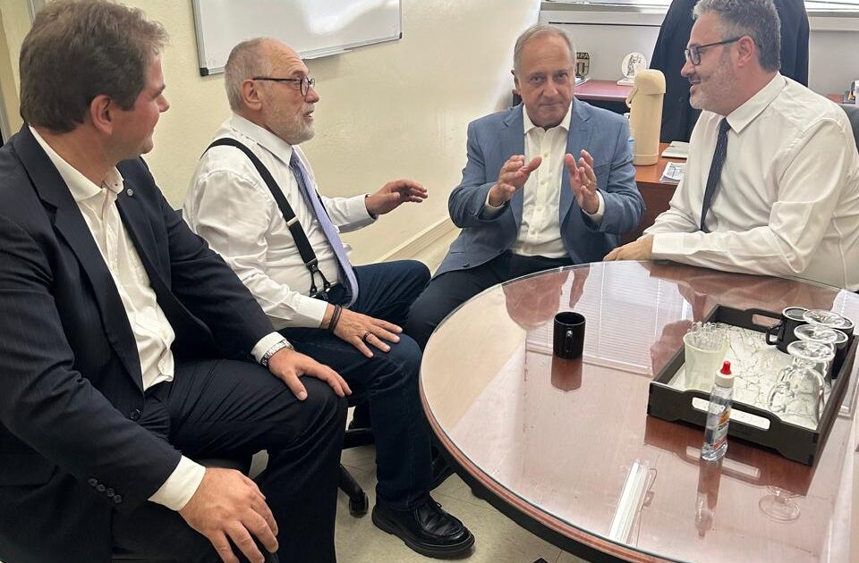 PDT gaúcho pede reunião com o PSOL sobre eleições estaduais